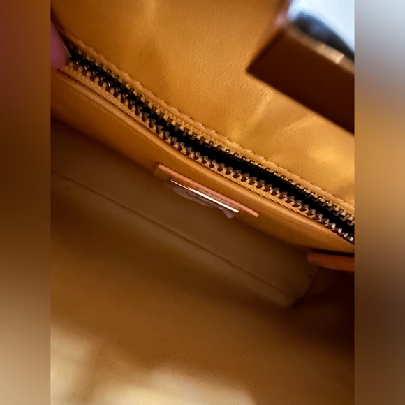 Mini peekaboo bag - Picture 7 of 15